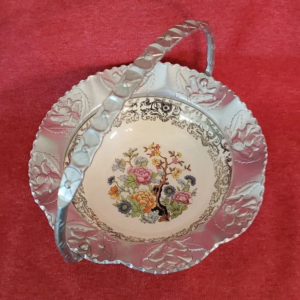 Vintage Farber & Shlevin Hammered Aluminum and Porcelain Floral Candy Dish